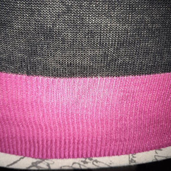 I Heart <3 Ronson Colorblock Mesh Knit Light Sweater - Picture 4 of 11